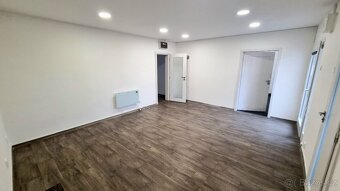 PRONÁJEM OBCHODNÍCH PROSTOR V CENTRU OPAVY - 6