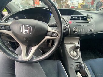 Prodám Hondu Civic 2,2 103 kW - 6