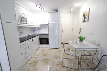 ŠPANĚLSKO, Torrevieja, apartmán u pláže - 6