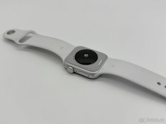 Apple Watch SE GPS 40mm (2022) - Stříbrné hliníkové pouzdro - 6