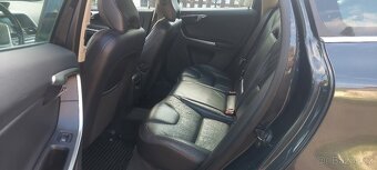 Volvo XC 60 2,4 diesel - 6