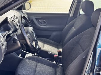 Škoda Fabia II Facelift Combi 2011 - 6