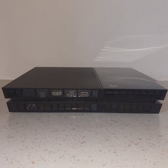 Playstation 4 - 6