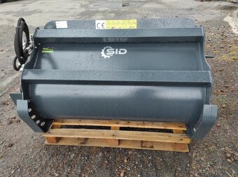 Míchací lopata na beton AMR MINI, šíře 121cm, objem 0,3m3 - 6