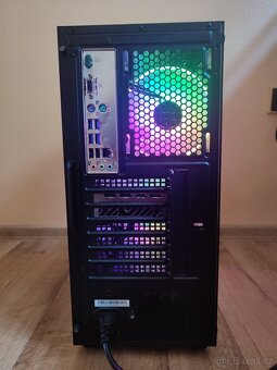 Herní PC,AMD RADEON RX 6600 XT,RYZEN 5 4500,16gb RAM - 6