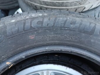 Prodám dva kusy Michelin energy saver 205/60 r16 - 6