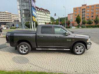 Dodge RAM 1500 5.7 HEMI—2018–4x4—TAŽNÉ 3.5t—159.000km - 6