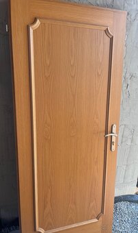 3 ks dýhované dveře 80 PRAVÉ značka Sapeli - 6