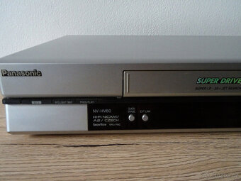 Špičkový videorekordér PANASONIC NV-HV60, 6 hlav,Hifi Stereo - 6