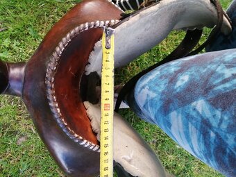 SEDLO NA OSLA/MULU - 6