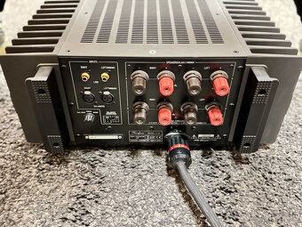 Accuphase A-46 - špičkový koncový zesilovač - třída A - 6