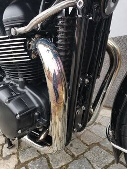 Triumph Bonneville T100 - 6