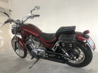 Suzuki VS 750 Intruder - 6