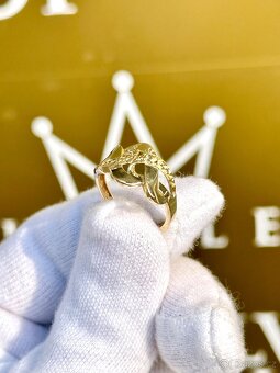 Zlatý prsten 2,72g - 6