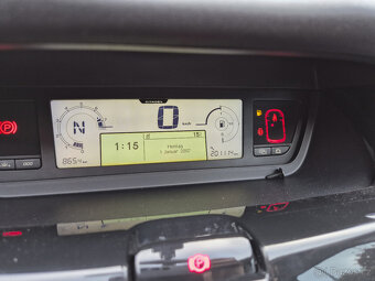 Citroën grand c4 picasso 2.0 benzín, automat, 7míst - 6