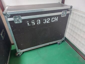 Yamaha LS9/32 - 6