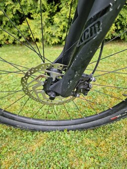 Horské kolo Specialized Rockhopper Comp - 6