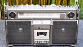 Crown-CSC 980L Bombox. - 6