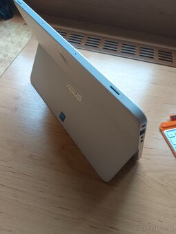 Asus Transformens Mini T102HA - 6