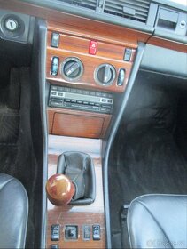 Mercedes-Benz 300CE coupe w124 - 6
