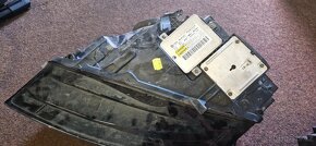 Leve prave predni svetlo audi A5 8T - 6