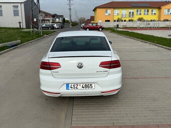 Volkswagen Passat 2.0 TDi sedan - 6