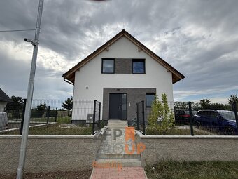 Moderní nízkoenergetický dům v Dřítči – výjimečné, na dosah - 6