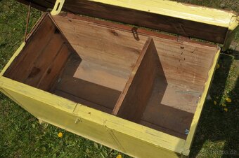 Starožitná truhla z masivního dřeva - 6