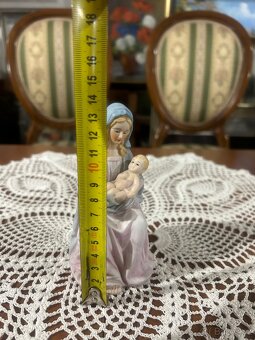 Porcelánová soška Panny Marie s Ježíškem (14 cm) - 6