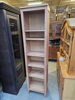 KNIHOVNA IKEA HEMNES V PŘÍRODNÍM PROVEDENÍ - 6