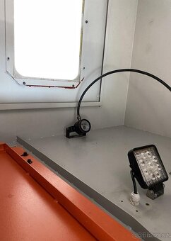 Obráběcí centrum (vertikální) INTOS VOC 1000 (6776) - 6