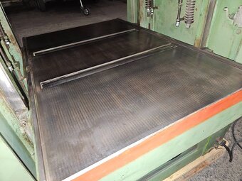 Tlouštkovací frézka Jaroma DSMC 63 po repasi - 6