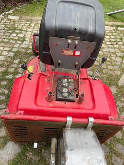 Zahradní sekací traktor, traktůrek - 6
