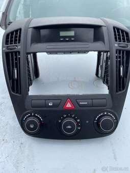 Kia Ceed 1.4 16V náhradní díly - 6