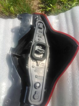 ZADNÍ SVĚTLO DACIA LODGY - 6