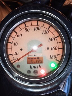 Suzuki vl 800 Volusia - 6