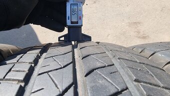 Letní pneu 215/65/16c Bridgestone - 6