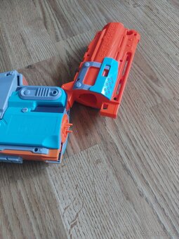 Pistole Nerf Zombie Strike - 6