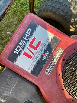 Zahradní traktůrek/sekačka Stiga 10,5 HP BaS - 6
