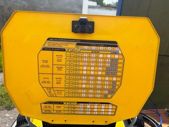 Svářečka ESAB EMP215ic jako nová - 6