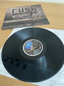 Rush – Roll The Bones - 6