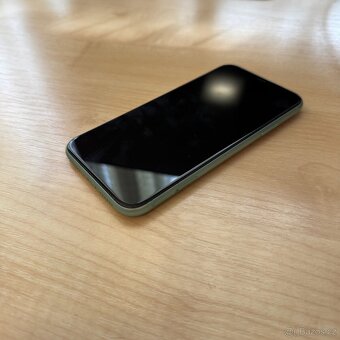 Apple iPhone 11 128GB Green - 6