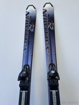 Pánské lyže značky Salamon, lyžáky, hůlky, přilba - 6