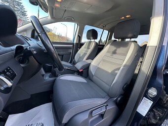 Vw Touran Life TSI 7místné TOP STAV - 6