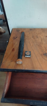 Starožitná masivní komoda - rezervace - 6