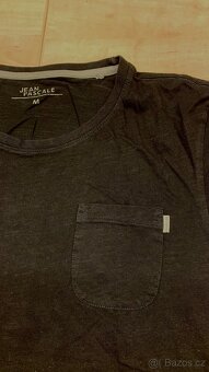 2x tričko vel. - 6