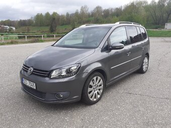 Volkswagen Touran 2.0 TDI DSG - 6