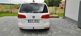 VW Touran 2.0 2013 Life KAMERA zadní - 6