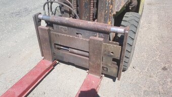 Vzv clark 2,5t lpg - 6