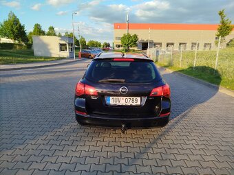 Opel Astra J ST 1.7 CDTI 92kW - 6